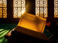 دعای زیارت امام حسین در نیمه شعبان + ترجمه