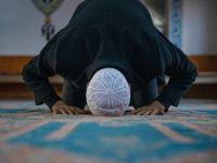 اگر نماز صبح قضا شود روزه باطل میشود ؟