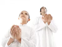 حکم شنیدن آیه سجده واجب در هنگام نماز از منظر علمای اسلام