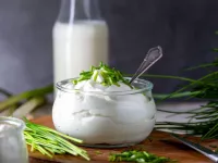 ترفندهای ساده برای تازه نگه داشتن ماست برای مدت طولانی