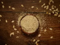 پودر تخمه خربزه چیست و چگونه تهیه می‌شود؟