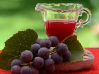 آب انگور سرشار از خاصیت + ارزش غذایی آب انگور