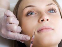 تزریق ژل خط خنده چیست و چگونه انجام می شود ؟