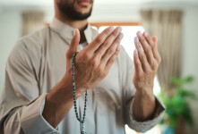 ۱۱ دعای معتبر جهت بستن و باز کردن شهوت مردان