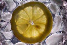 جالب ترین مزیت لیمو ترش منجمد که از آن بی اطلاع هستید!