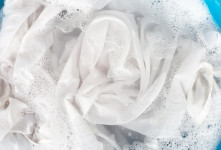 شستن لباس عروس در خشکشویی چگونه انجام می شود؟