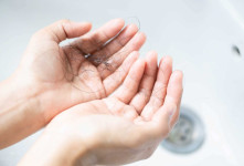 ۱۰ دمنوش مناسب برای درمان ریزش مو