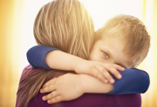 والدین چگونه باید از فرزندشان عذر خواهی درست و بجا داشته باشند؟