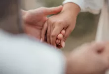رابطه زناشویی (رابطه جنسی) در ماه رمضان چه حکمی دارد؟