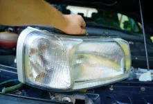 علت روشن نشدن چراغ جلوی خودرو : ایراد از کجاست ؟