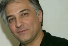 باورش سخته ولی ببینید ایرج نوذری چه مادر کم سن و سال و زیبایی داره !