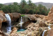 ۲۰ چشمه‌ شگفت‌انگیز هرمزگان که سلامتی را به ارمغان می‌آورند! از روماتیسم تا بیماری‌های پوستی!