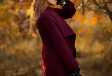 امسال پاییز چی بپوشیم؟بهترین رنگ های ترند پاییز ۱۴۰۳