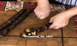 طرز تهیه باسلوق شیره انگور با گردو