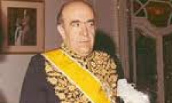 امیرعباس هویدا به کشور رومانی رفت(1350ش)