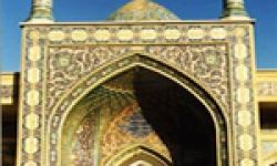 در ساعت 1 بامداد، همزمان با برگزاری مراسم عزاداری به مناسبت شب قدر در مسجد امام حسن عسگری شهر ری،(1357ش)