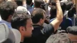 فیلم مراسم تشییع جنازه بهنام صفوی با حضور باشکوه مردم اصفهان