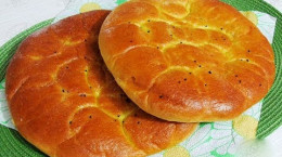 طرز تهیه نان شیرمال خانگی در سه سوت