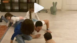 کلیپ بازی شاهرخ استخری با فرزندانش
