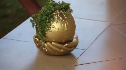 طرز ساخت گلدان سیمانی لاکچری به شکل توپ طلا