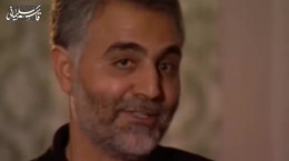 فیلم بی تابی سردار سلیمانی بر تابوت احمد کاظمی