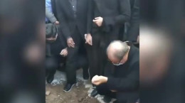 کلیپ از مراسم تدفین و خاکسپاری استاد شجریان در مشهد