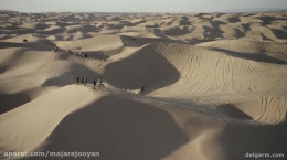 پرش با موتور کراس در صحرا