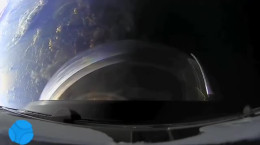 غروب آفتاب زمین از دید کپسول دراگون در فضا
