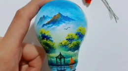 نقاشی حرفه ای روی حباب لامپ