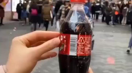 کلیپ نوشابه کوکا کولای که میتونه تبدیل به کادو بشه