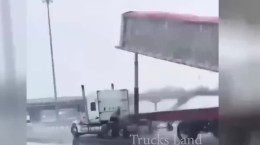 فیلم تصادفات جاده ای کامیون ها