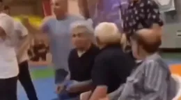 اشتیاق پدر هنگام تماشایی مسابقه پسر