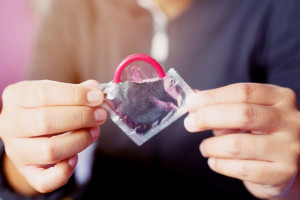 مزایای استفاده از کاندوم در یک رابطه جنسی