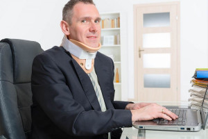 لیست قیمت گردنبند طبی