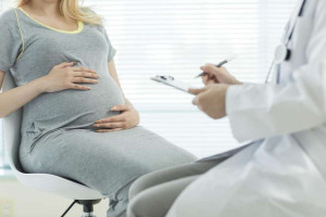 عفونت ادراری در بارداری و درمان های خانگی آن