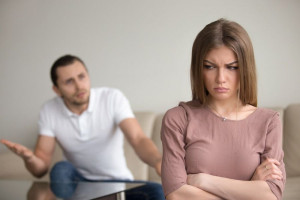 آشتی با همسر بعد از دعوا : چگونه بعد از دعوا آشتی کنیم ؟