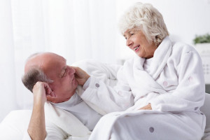 اثرات پیری بر روی تمایلات جنسی افراد مسن چگونه خواهد بود ؟