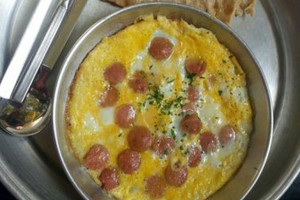 طرز تهیه ی یک سوسیس تخم مرغ آسان و خوشمزه