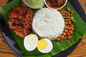 ناسی لماک : غذای محبوب مالزی با طعمی بی نظیر
