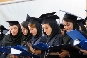 کالج بهتر است یا دانشگاه | تفاوت کالج و دانشگاه چیست ؟