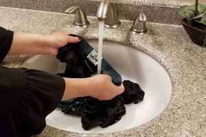 بهترین روش برای شستن لباس زیر و از بین بردن باکتری ها