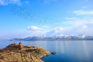 اگر سفر به وان شما را قلقلک میدهد؛ این مقاله را باید بخوانید