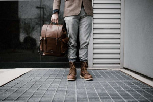 چگونه ارزان سفر کنیم؟