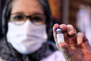 زدن واکسن کرونا چه عوارضی دارد؟