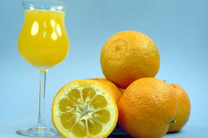 خاصیت خوردن آب نارنج