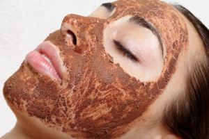 7 فایده شگفت انگیز دارچین برای زیبایی و سلامت پوست صورت