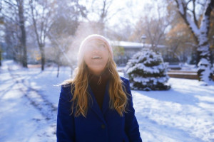 شعر برف + متن و جملات ناب و زیبا در مورد روز برفی و آدم برفی