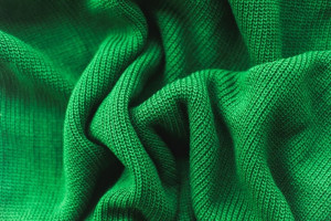 رنگ سبز را چطور ست کنیم؟ ایده‌هایی جذاب و شیک