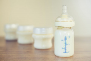 HMO شیر مادر چیست و چه فایده ای برای نوزاد دارد؟