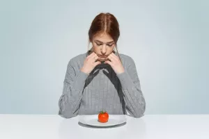 عامل ایجاد کننده گرسنگی ذهنی کدام است؟